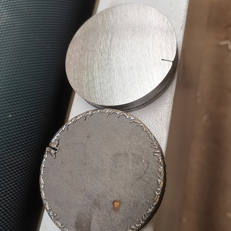 Thick plate deburring