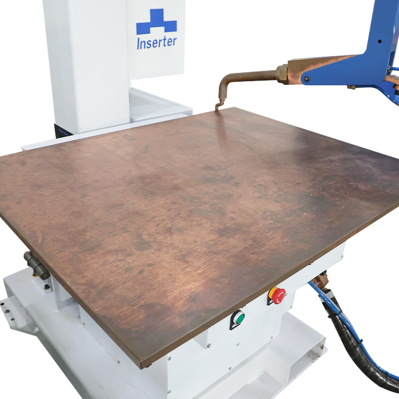 Platform welding workbench