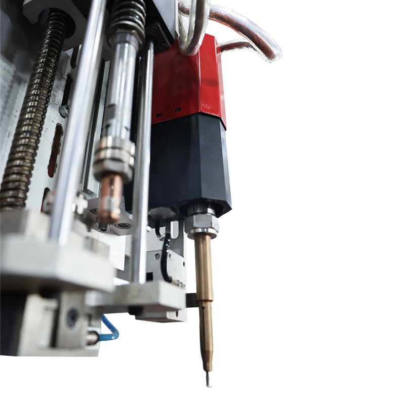 Automatic energy storage welding gun