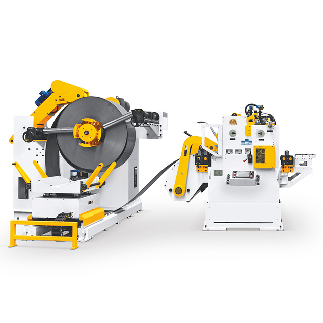 Servo Leveling‐Feeding with Swing Shear & Palletizing Line
